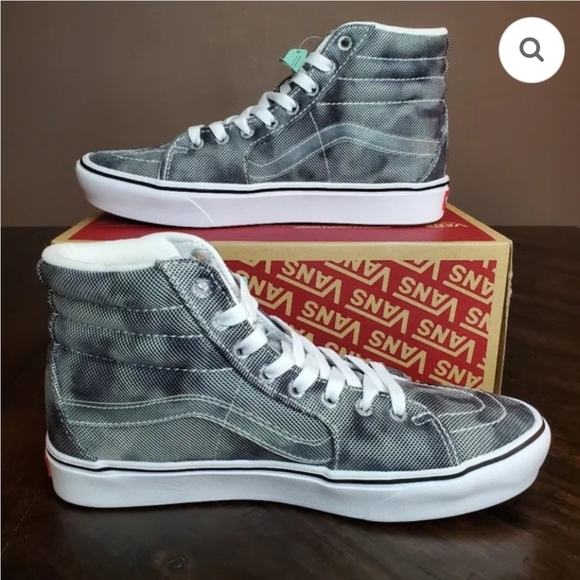 Vans ComfyCush Sk8-Hi In Bloom Multi True White Size Men's 9 NWB - Picture 1 of 4